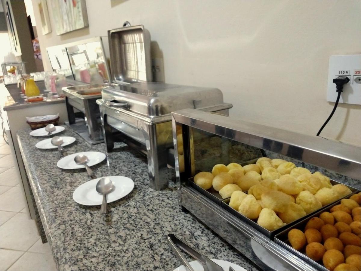 Hotel Santiago Lindoia Bagian luar foto