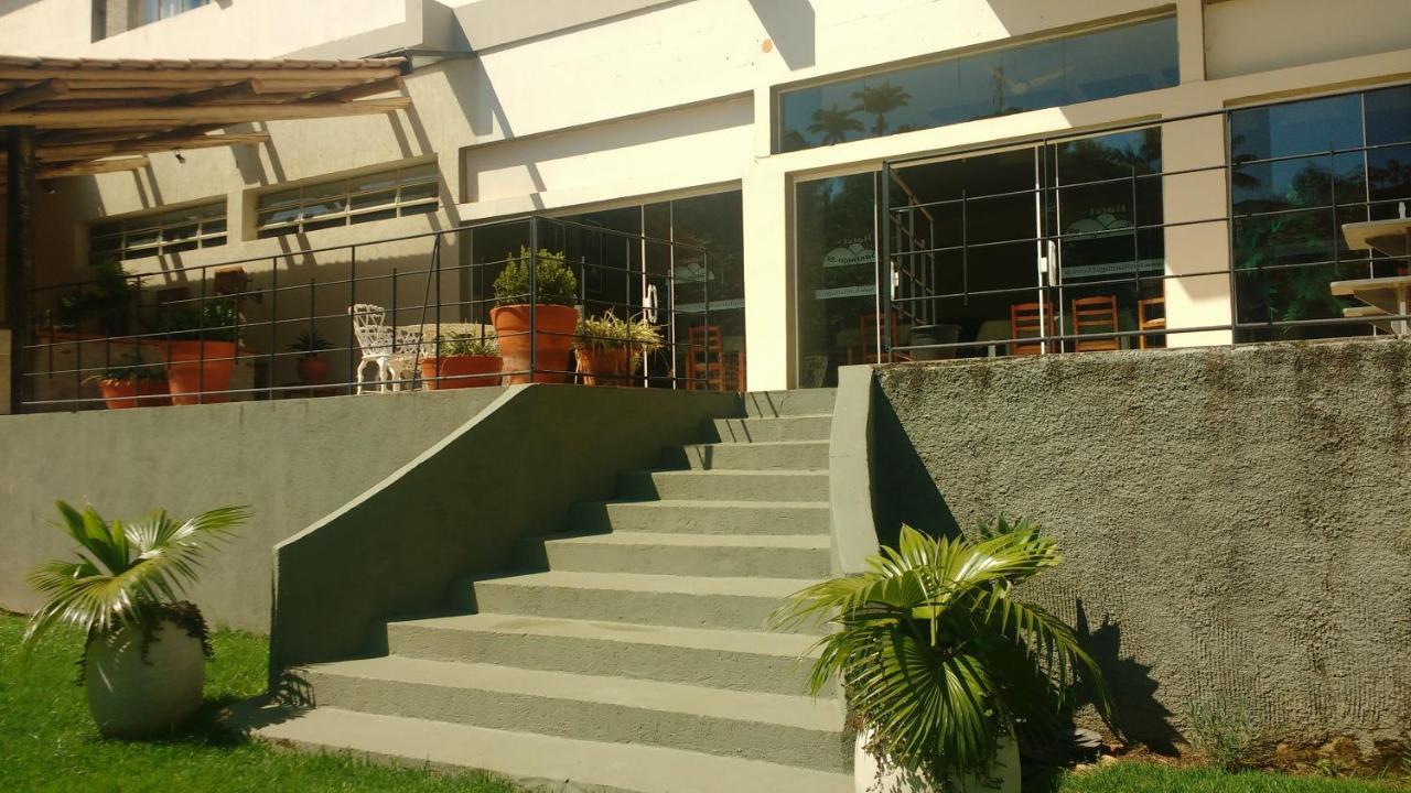 Hotel Santiago Lindoia Bagian luar foto