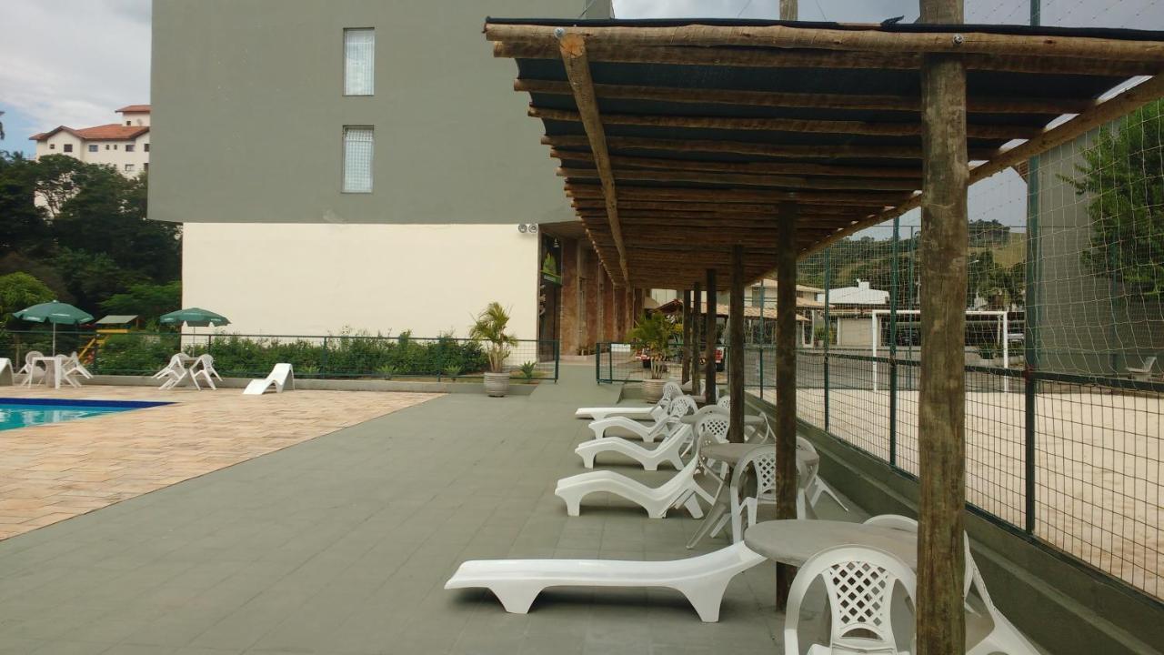 Hotel Santiago Lindoia Bagian luar foto